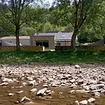 La Les Pieds Dans Leau