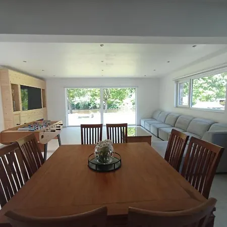 La Les Pieds Dans Leau Comblain-au-Pont