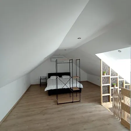 Villa La Les Pieds Dans Leau *